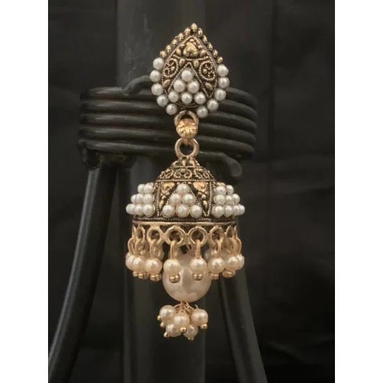 Gold Plated Black Colors Beads Pearl Finish Jhumka Earring Gold Plated Black Colors Beads Pearl Finish Jhumka Earring