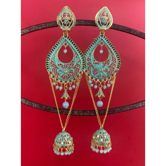 Latest Stylish Fancy Long Wedding Bridal Earring Latest Stylish Fancy Long Wedding Bridal Earring